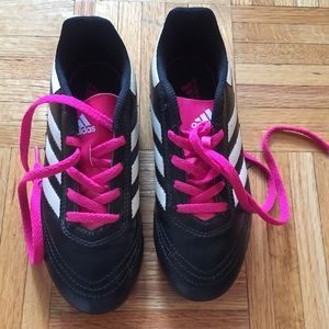 Girls Adidas Black and pink cleats Size 1